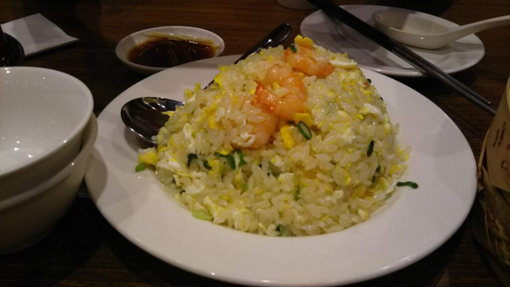 台湾の鼎泰豊で食べたエビ入りチャーハン